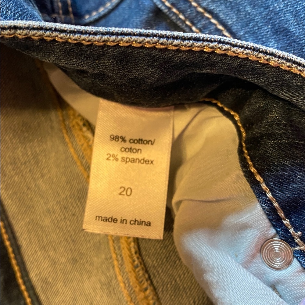 Maurices Dark Blue Capri Jeans - Picture 3 of 5